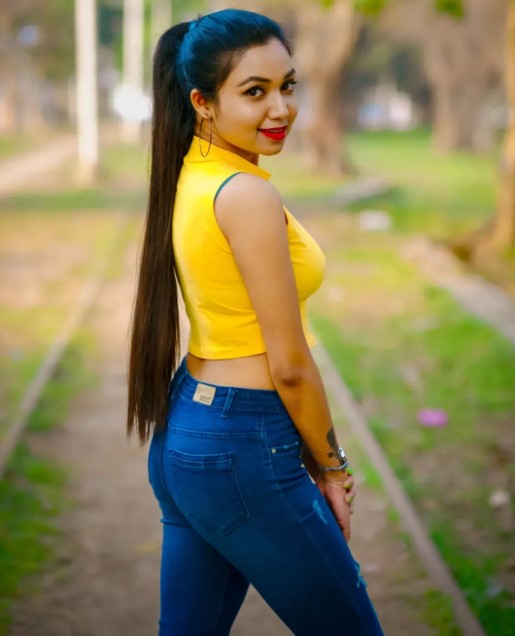 Bengali Model Anulipee Ghosh Biography, Wiki, Age, Date of Birth, Biodata, Profile, Education, Net Worth, Salary, Height, Weight, Body Measurements, Parents, Family, Boyfriends, Affairs, Married, Husband, Children’s, Career, Filmography, HD Photos, Wallpapers & much more