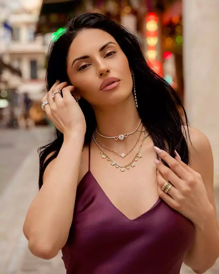 Dimitra Alexandraki - Hottest Models on Instagram in Greece - Greek Female Social Influencer - fashion, makeup, and beauty inspo and hacks